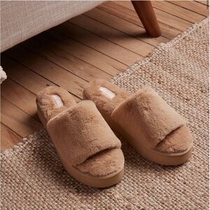 🌸 Muk-Luks  Kristey Slide 💕 Brand New Size Medium